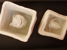 Schweinehund,2006, Keramikdose, geöffnet, 11x11x18cm