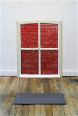Im Fadenkreuz II, FensterSchauFenster, Okt.2011, Ende der Arbeit, rote Seite
