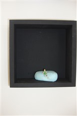 <center>Leben VI / 2007<br />objet trouvé<br />15x15cm</center>